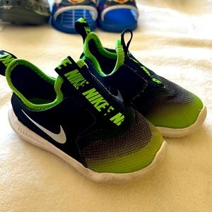 Nike Size 6 boys